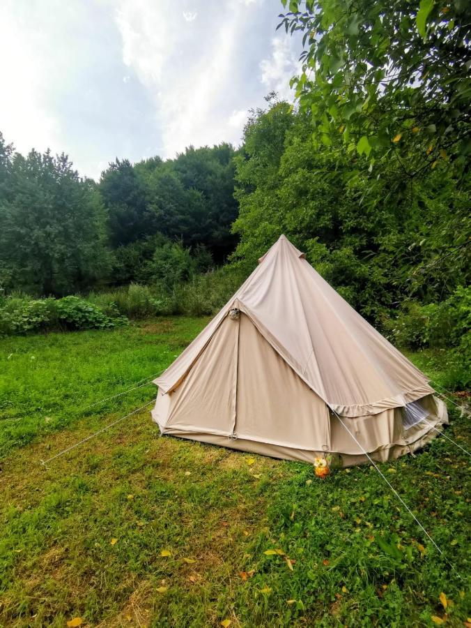Luna Rock Glamping Brezoi - Blue Scai Exterior photo